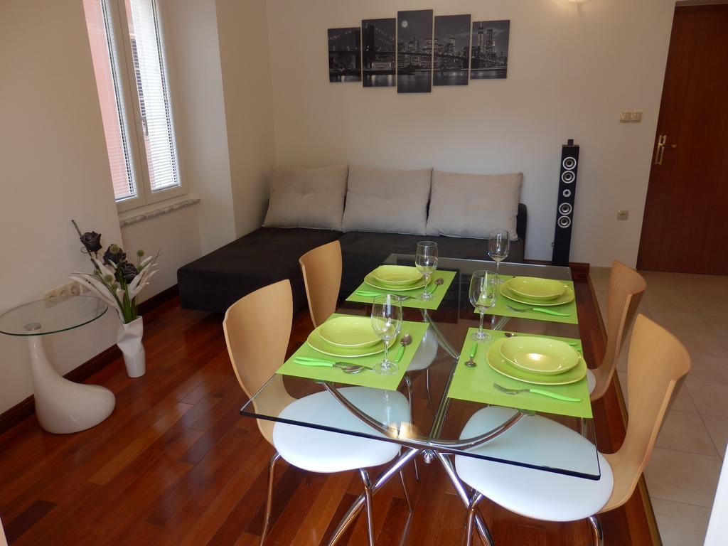 Apartment Pula Center מראה חיצוני תמונה