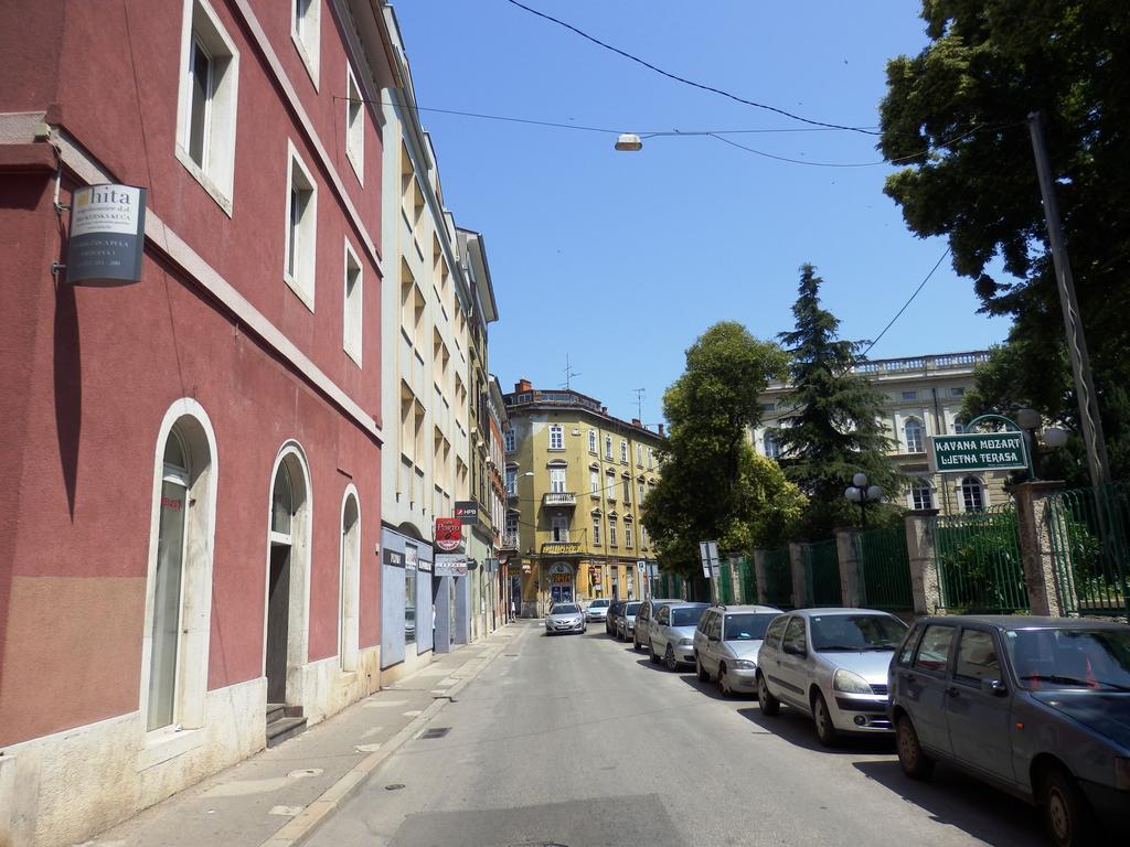 Apartment Pula Center מראה חיצוני תמונה