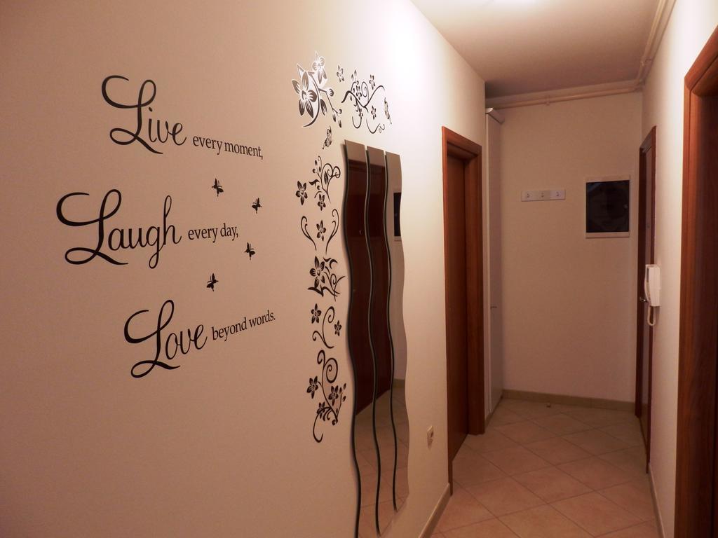 Apartment Pula Center מראה חיצוני תמונה