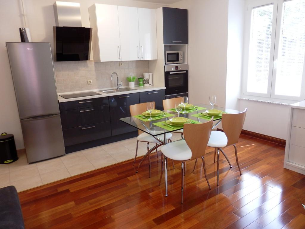 Apartment Pula Center מראה חיצוני תמונה