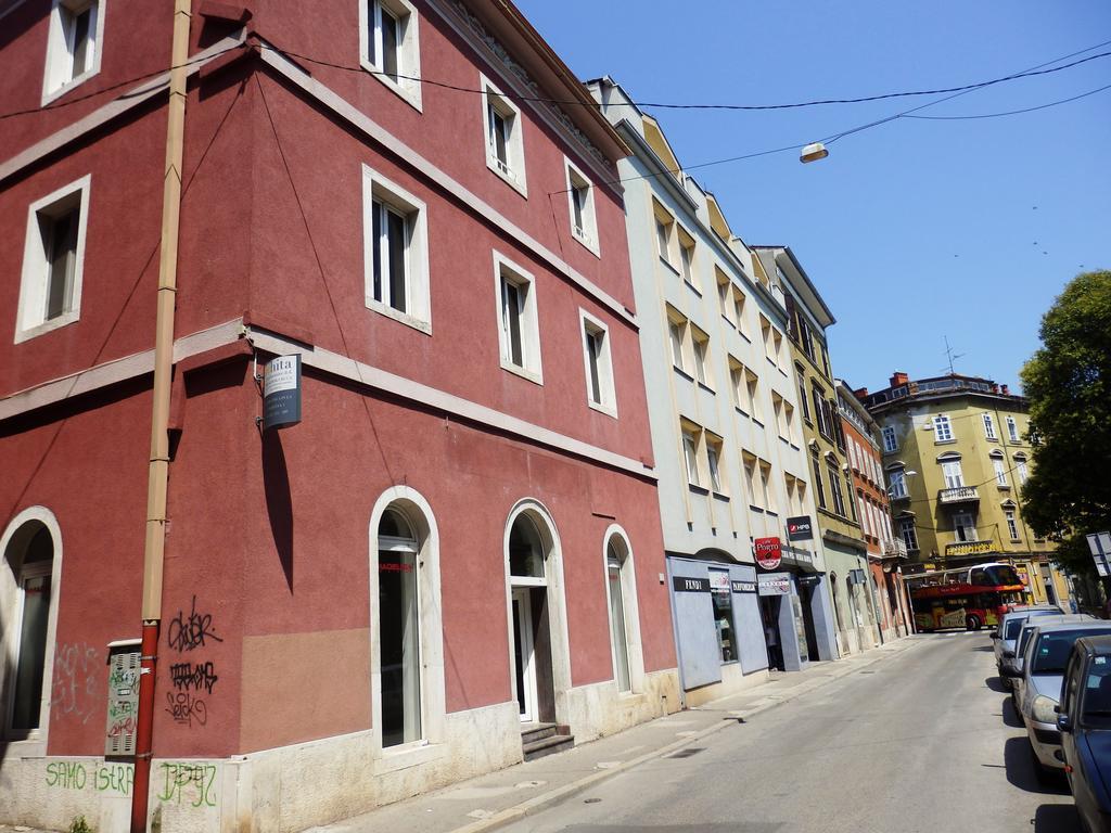 Apartment Pula Center מראה חיצוני תמונה